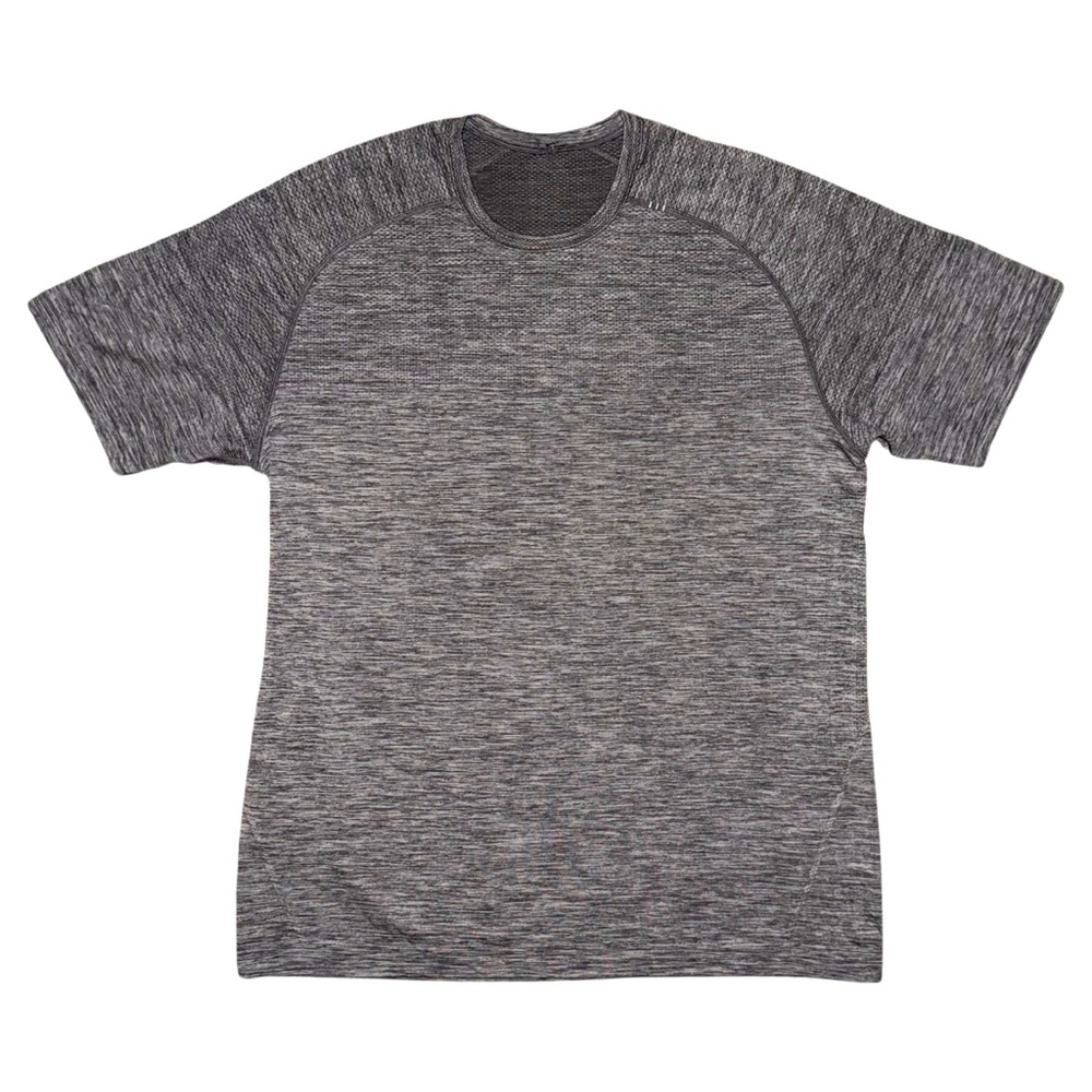 Lululemon Men’s Short Sleeve T-Shirt Athletic Lightweight Gray Vented Size XL